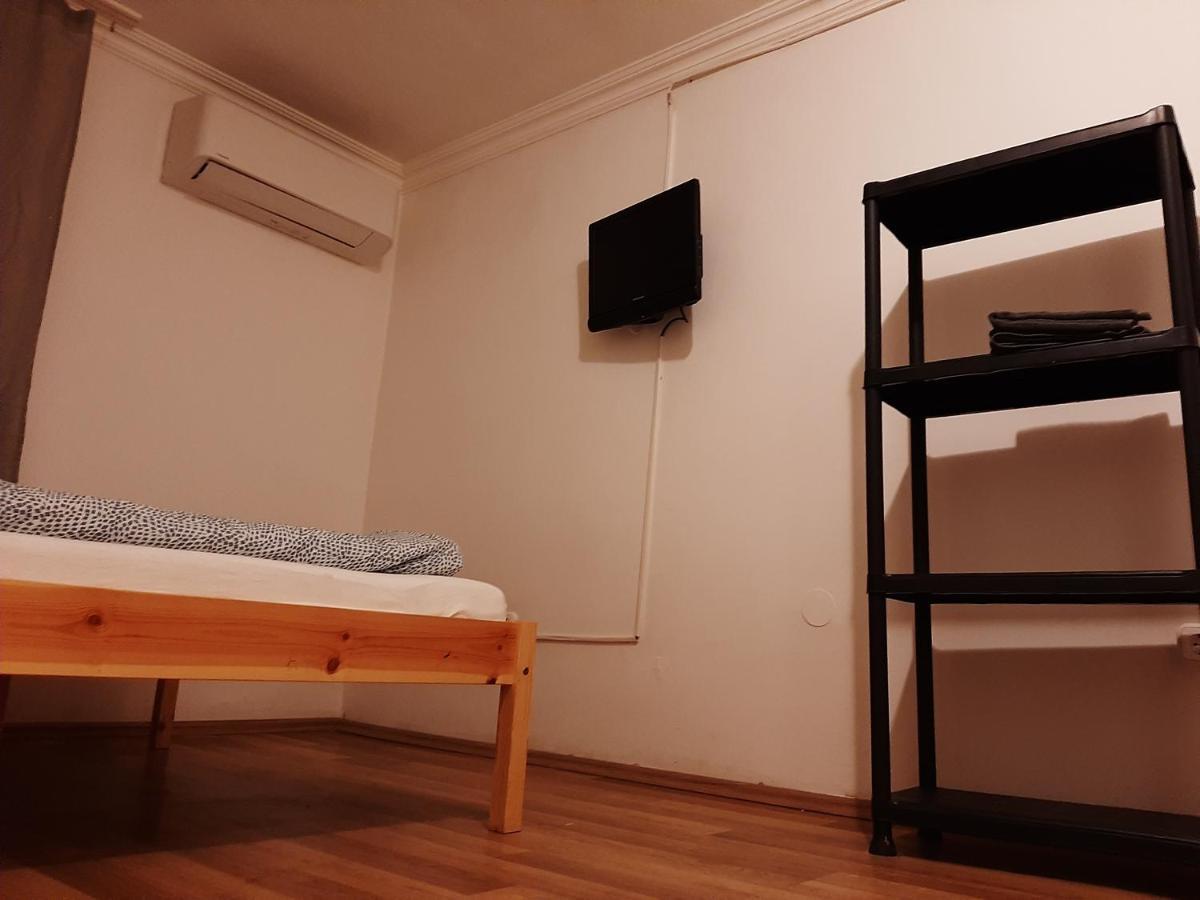 Apartman Vorosmarty Apartment Будапеща Екстериор снимка