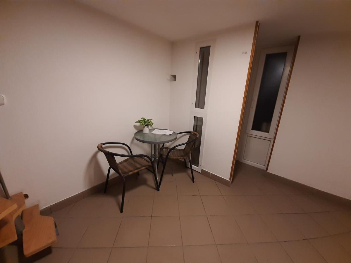 Apartman Vorosmarty Apartment Будапеща Екстериор снимка