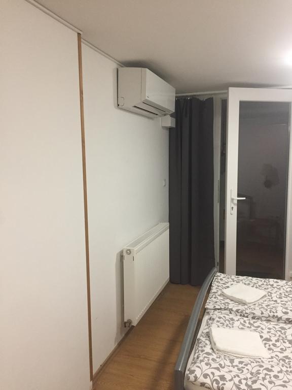 Apartman Vorosmarty Apartment Будапеща Екстериор снимка