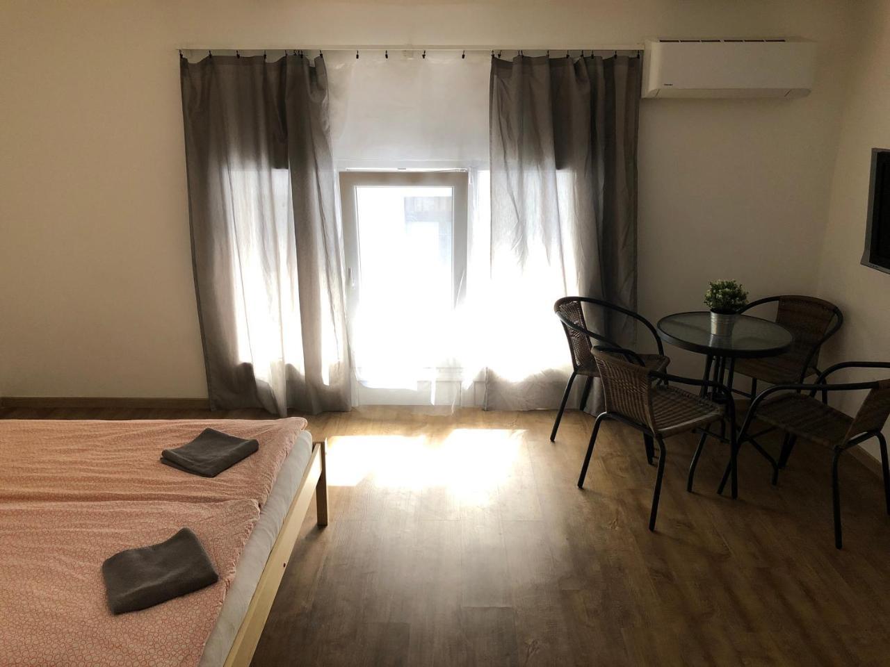 Apartman Vorosmarty Apartment Будапеща Екстериор снимка